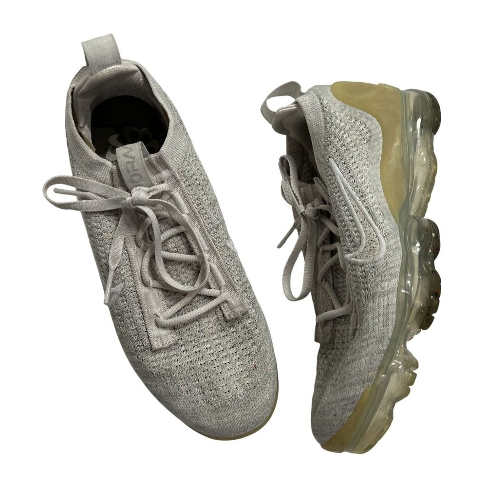 Nike Vapromax Flyknit Sneakers Style DJ9975-001 in Phantom Summit White